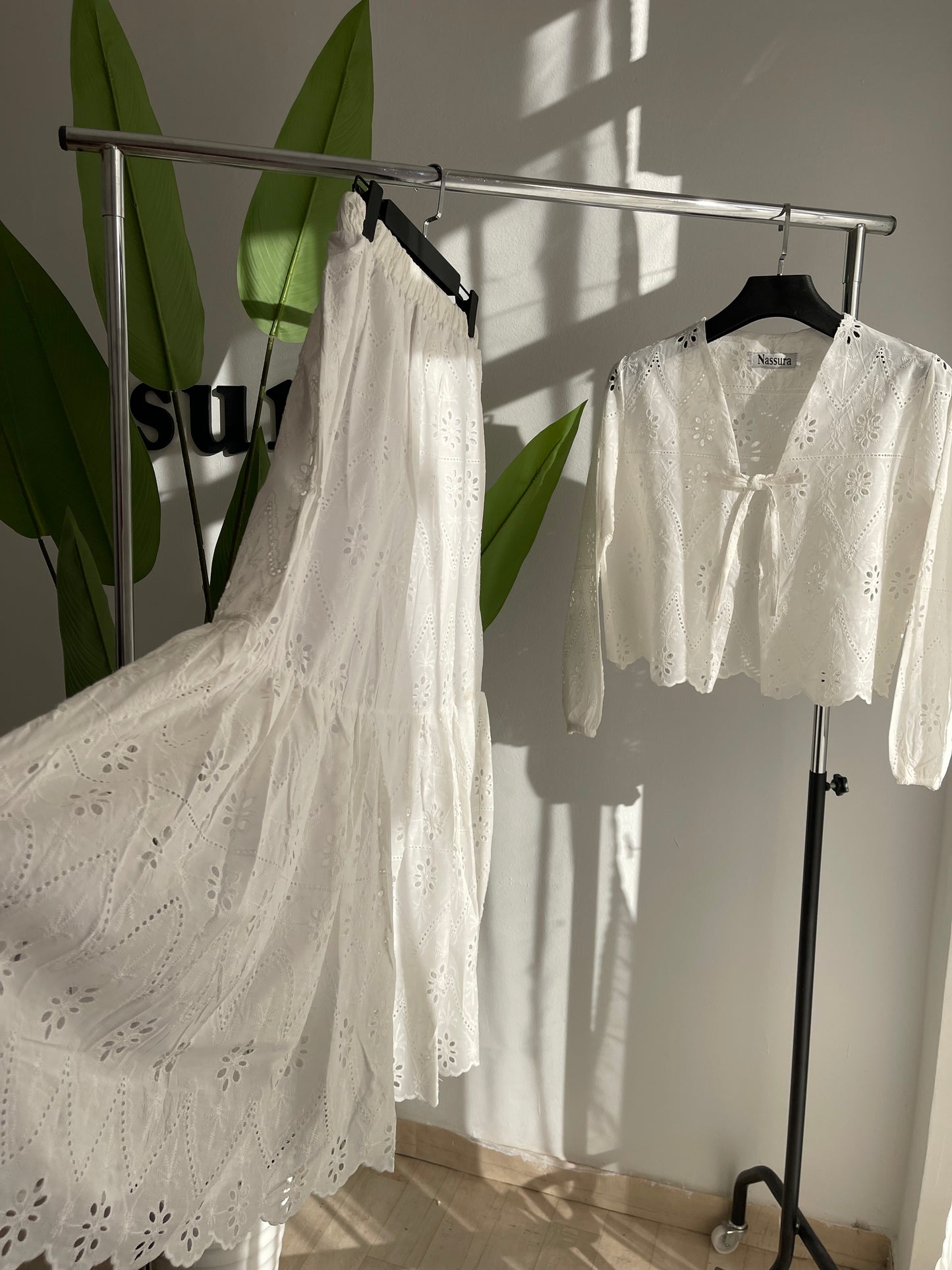 ENSEMBLE BRODERIE ANGLAIS Grèce