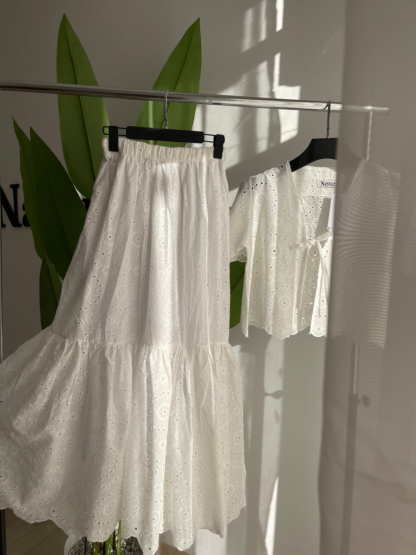 ENSEMBLE BRODERIE ANGLAISE DEMI MANCHE