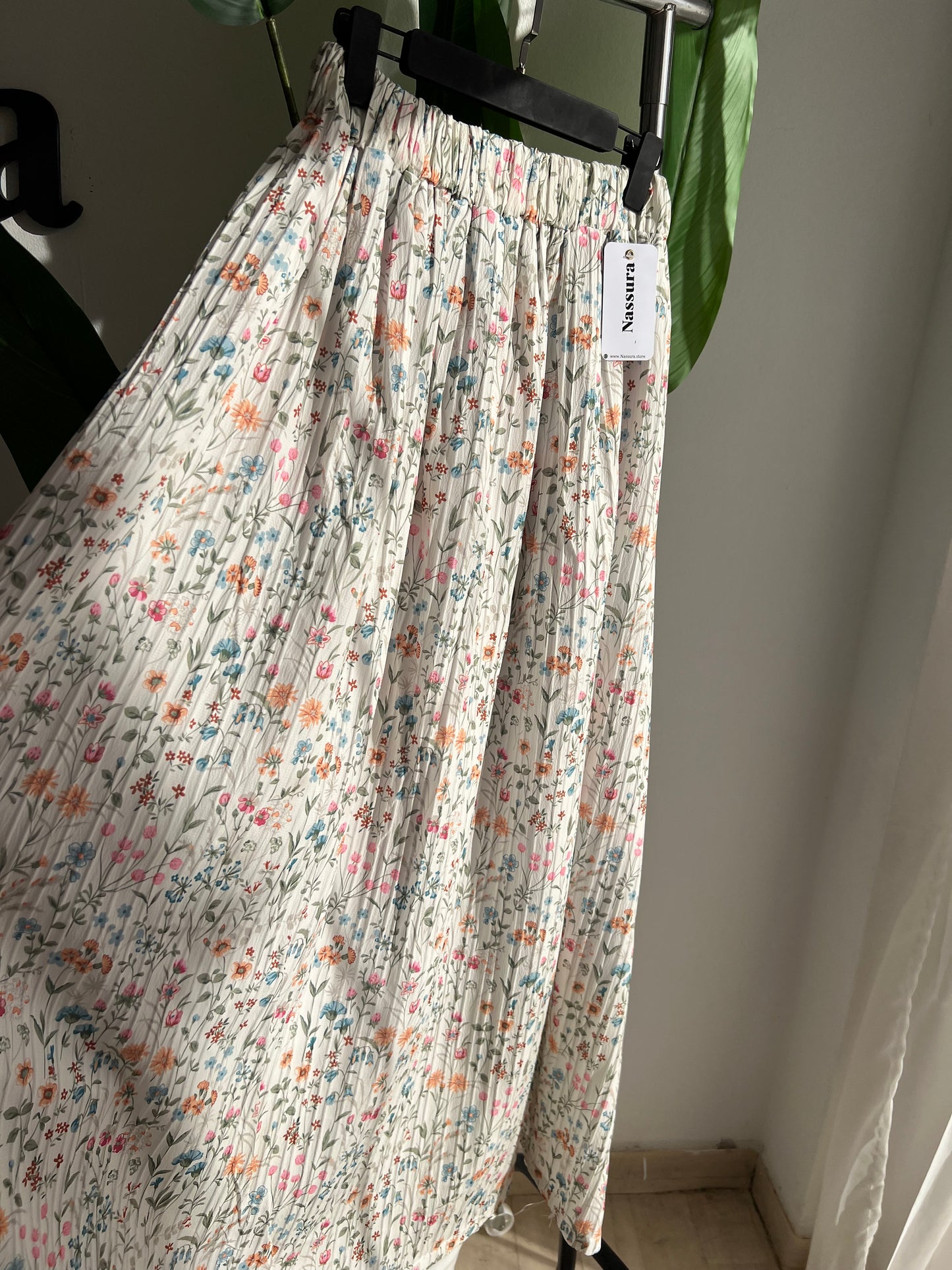 JUPE VICTORIENNE A FLEUR