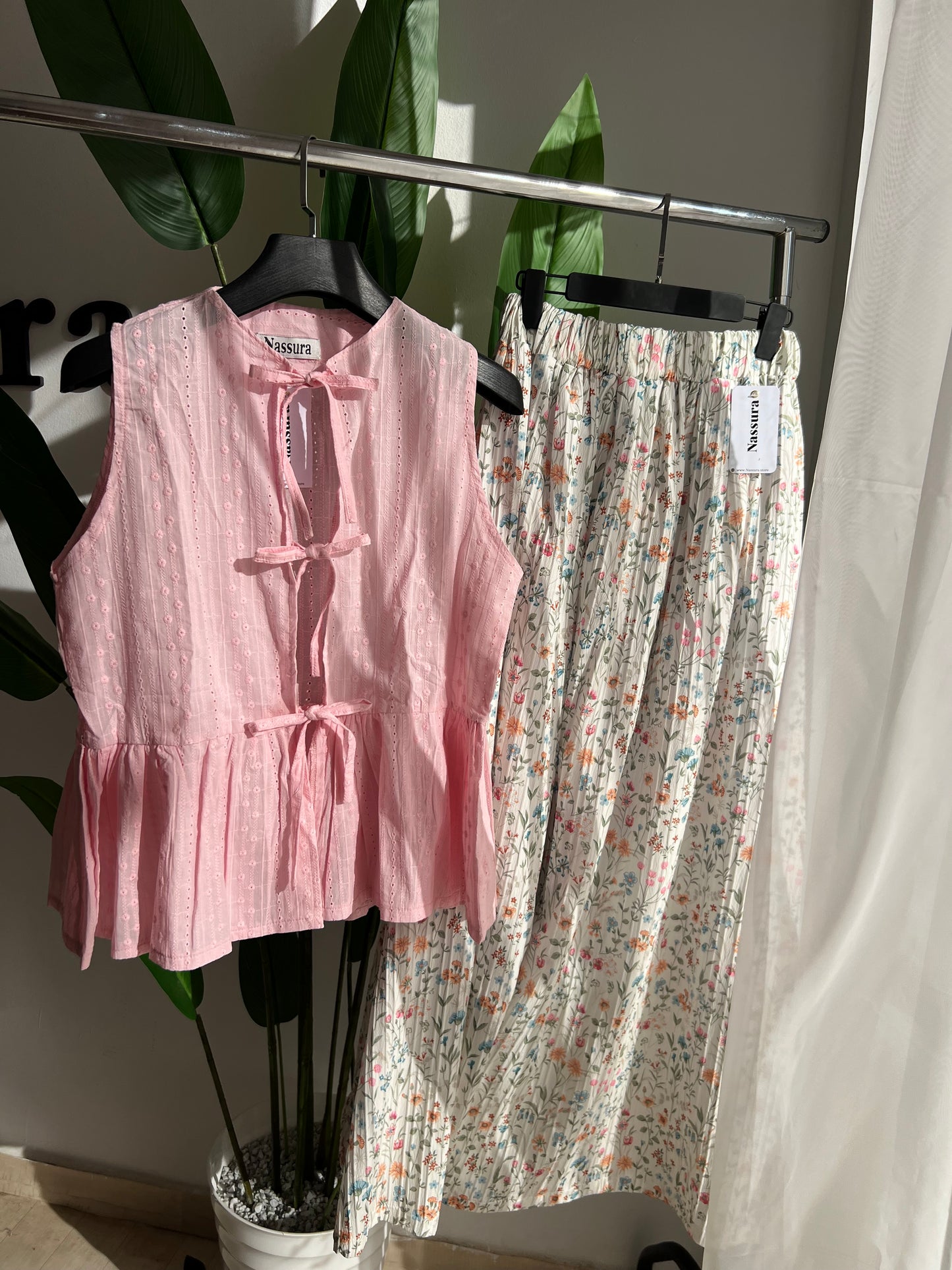 JUPE VICTORIENNE A FLEUR