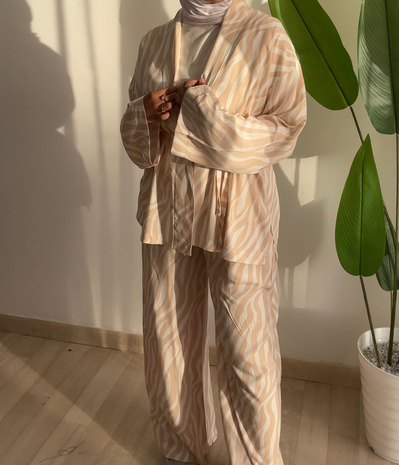 ensemble zibra en lin couton avec un colle classique