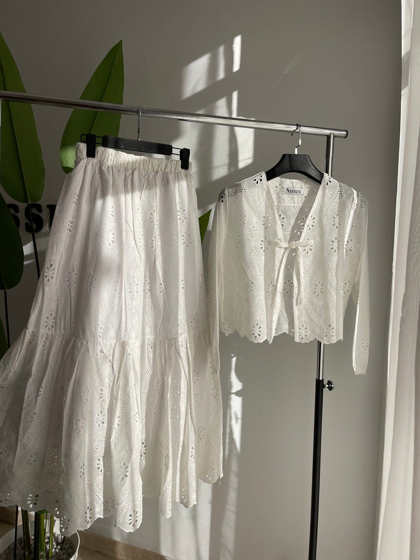 ENSEMBLE BRODERIE ANGLAIS Grèce