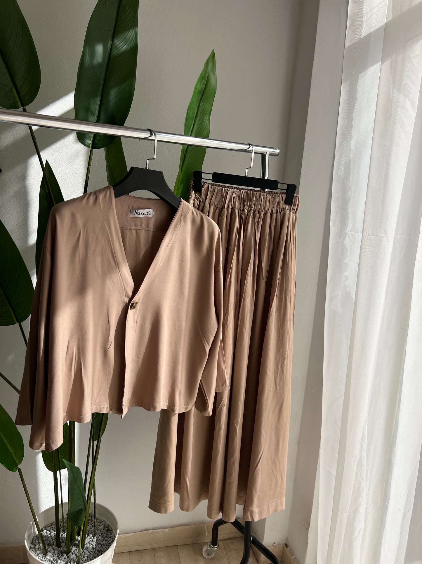 ensemble piere avec jupe en crepe