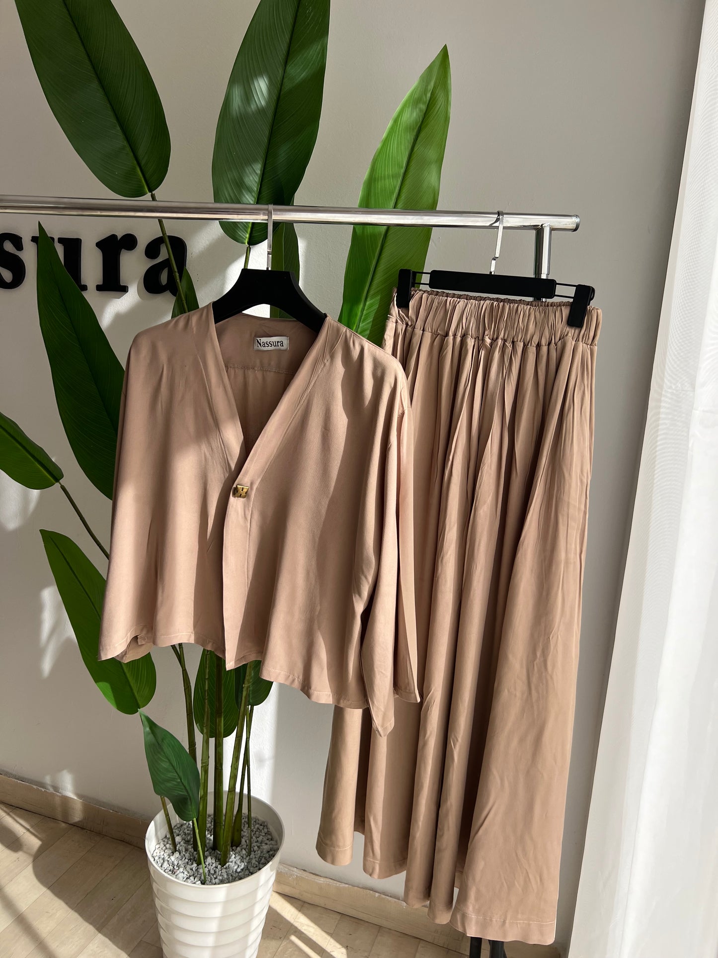 ensemble piere avec jupe en crepe