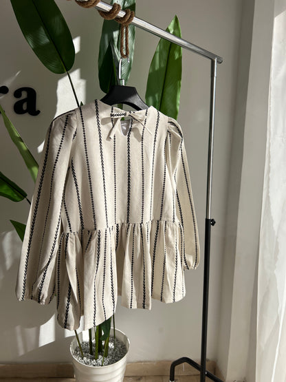 HAUT FLEUR LIN EN BRODERIE ANGLAISE