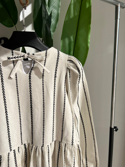 HAUT FLEUR LIN EN BRODERIE ANGLAISE
