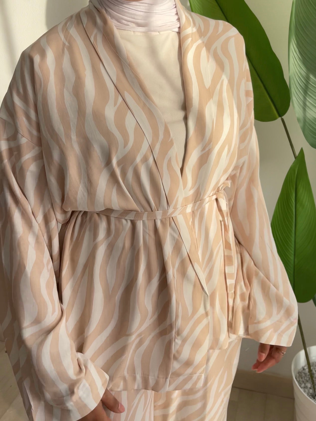 ensemble zibra en lin couton avec un colle classique