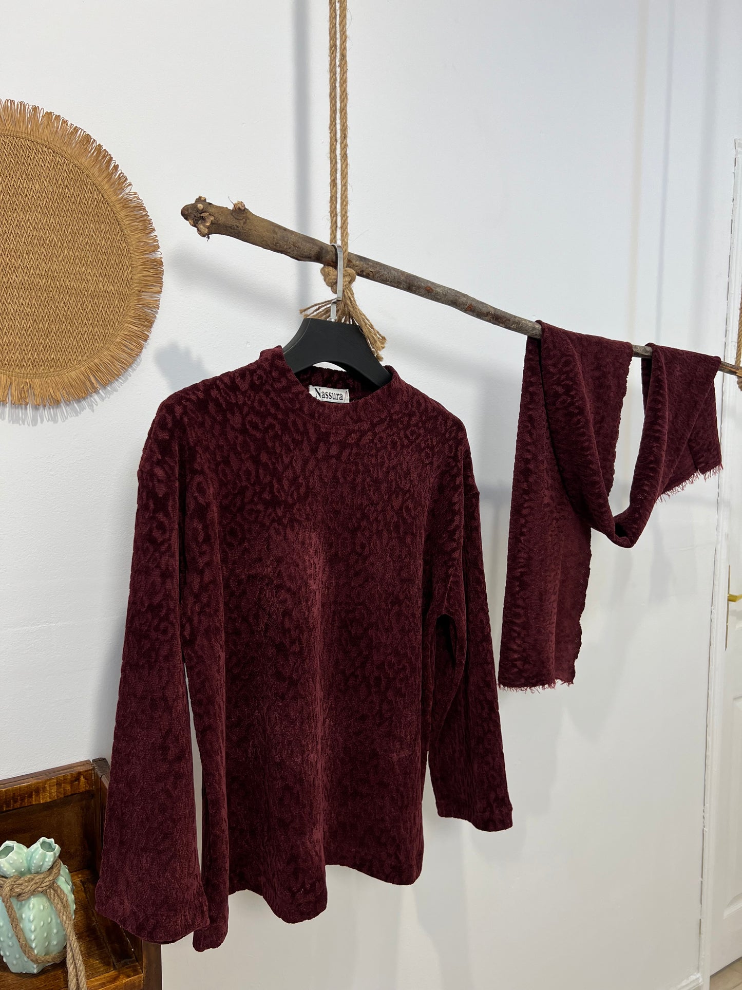 PULL EN LAINE AVEC ECHARPE