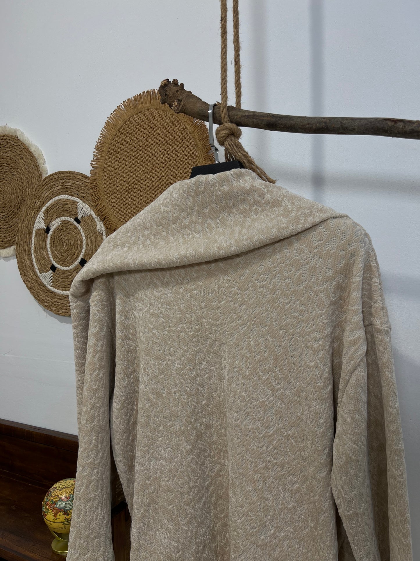 PULL EN LAINE AVEC ECHARPE