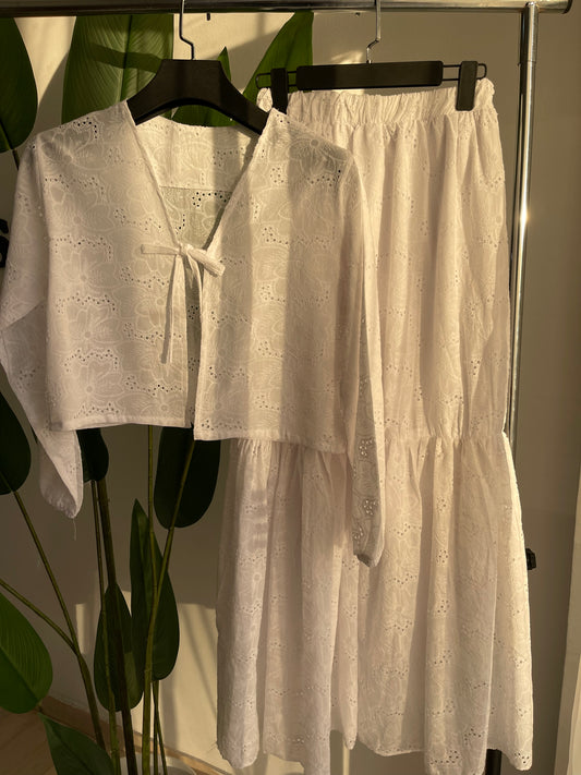 ensemble spring broderie anglais